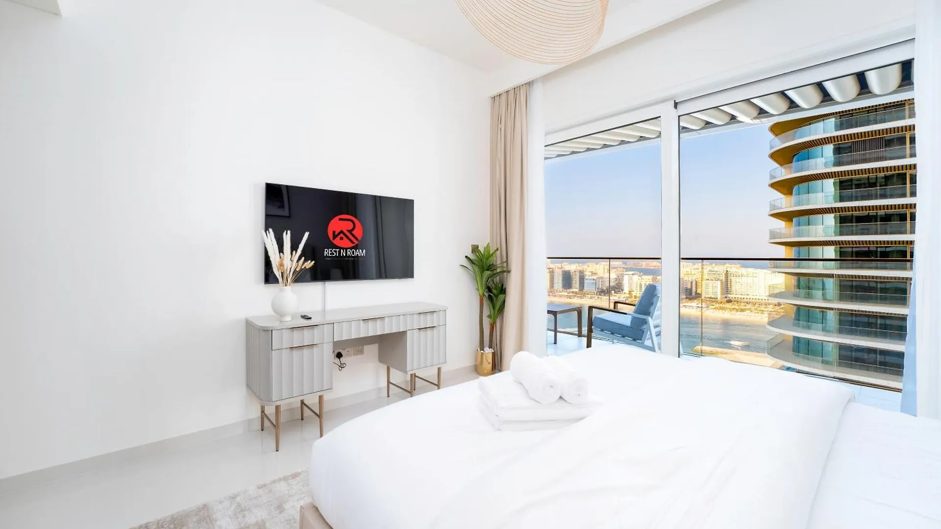 Apartment Exclusive Beachfront 2 Bed With Pool & Palm View Dubai United Arab Emirates